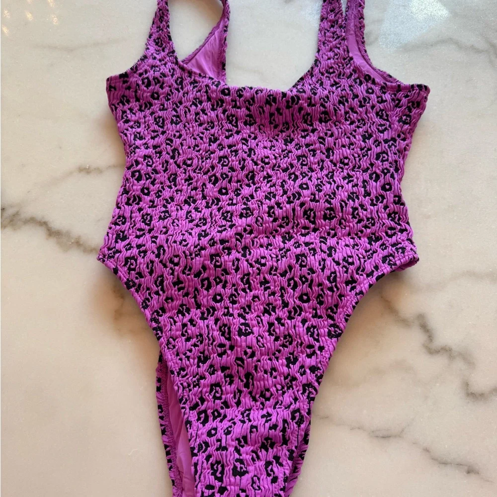 Good American Lollipop Leopard One Piece - Picture 6 of 6